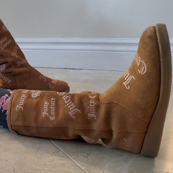 JUICY COUTURE BROWN SUEDE BOOTS - Picture 10 of 11